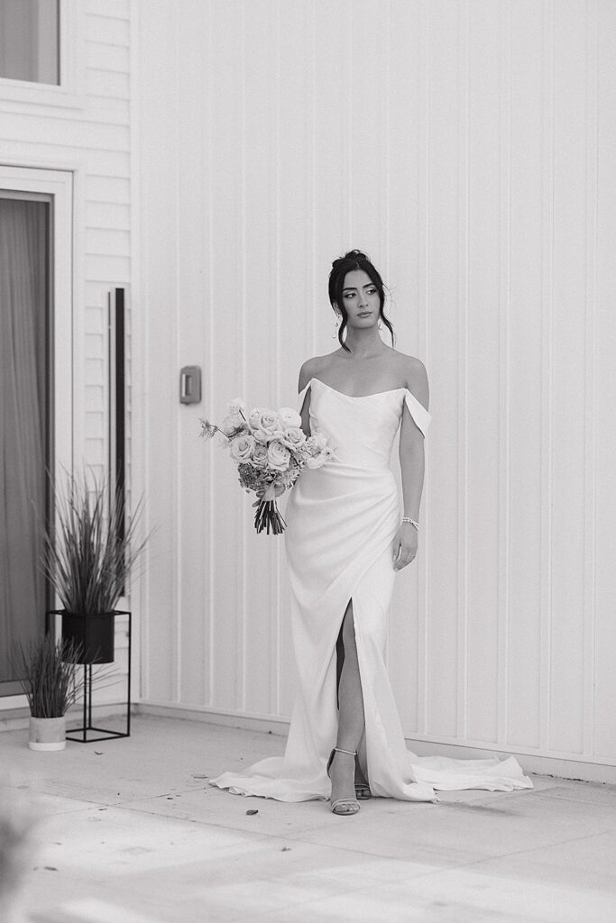 Luxury Micro Wedding Lakefront Venue in Nova Scotia; Wedding photographer based in Nova Scotia; Janelle Connor Photography;
