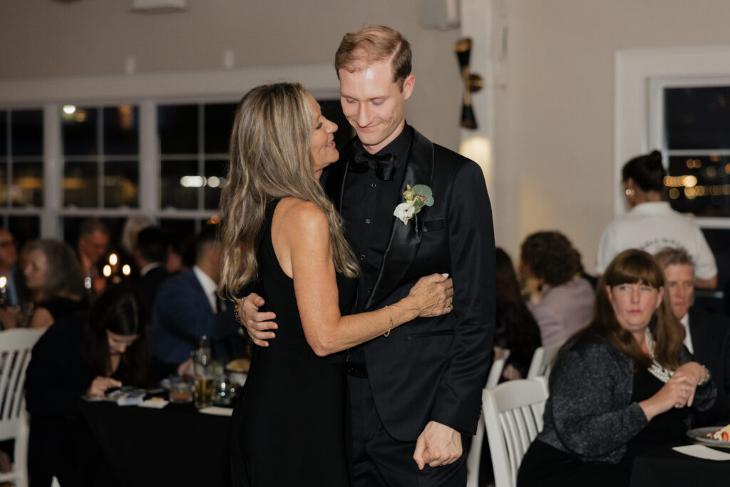 Waterfront Wedding at The Cable Wharf in Halifax; Wedding photographer based in Nova Scotia; Janelle Connor Photography