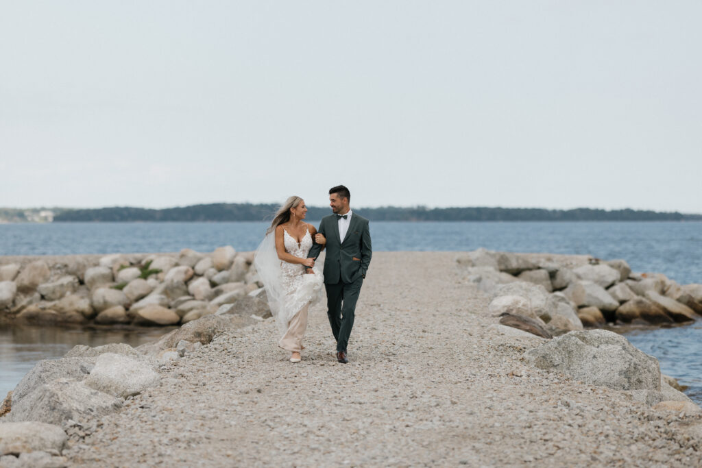 5 Things My Wedding Couples Are Doing That Just Make Sense; Wedding photographer based in Nova Scotia; Janelle Connor Photography