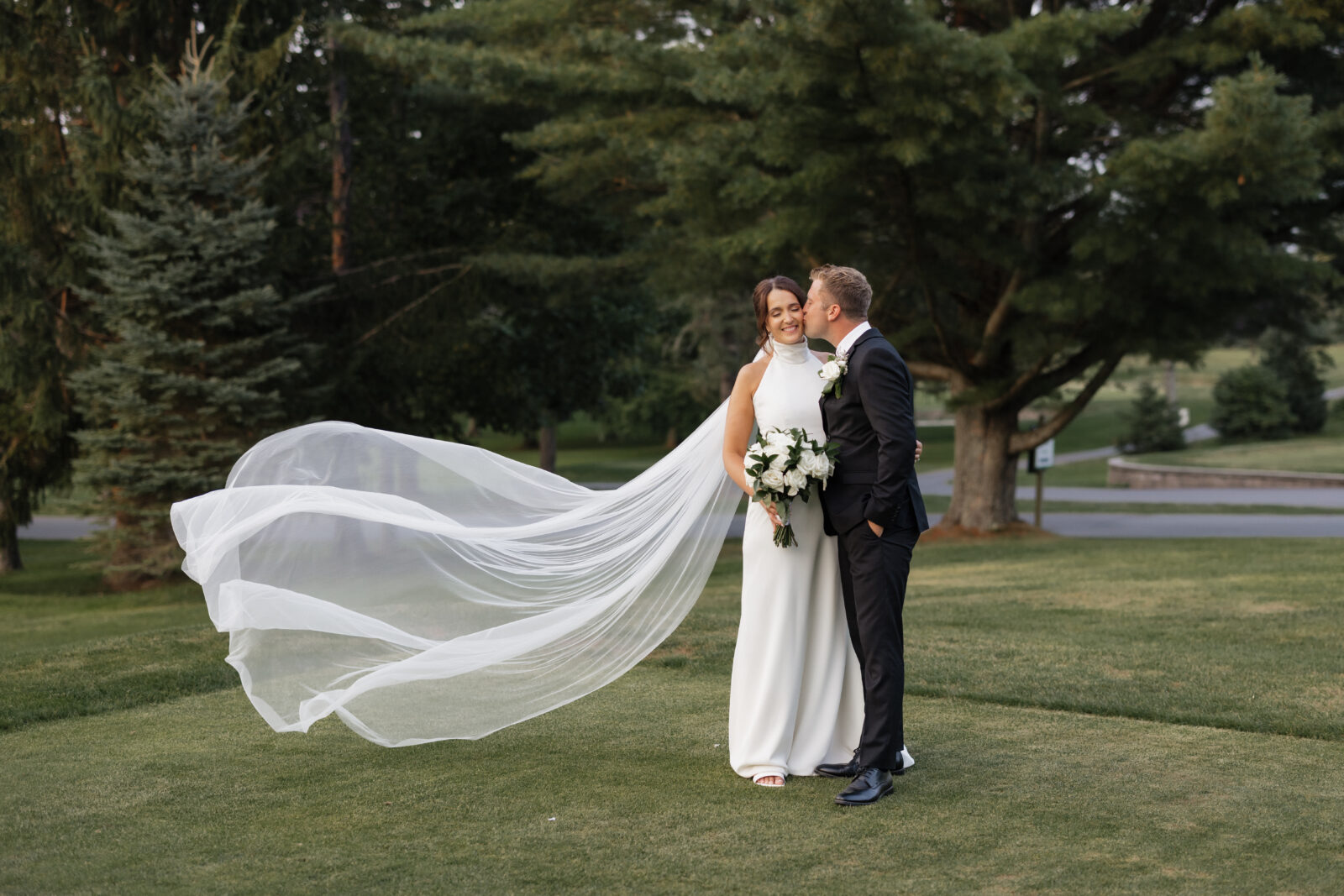 A Perfect Backyard Wedding in Port Williams; Wedding photographer based in Nova Scotia; Janelle Connor Photography